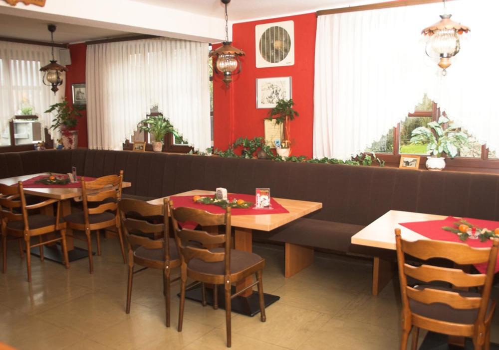 Landgasthaus Hoffmeister Hehlen Eksteriør bilde